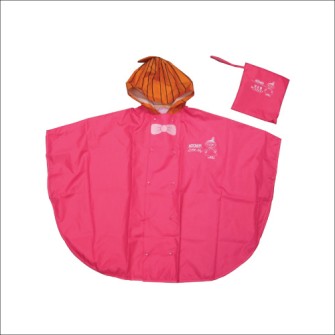 Raincoat jacket with sef pouch