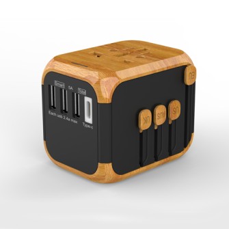 Universal travel adapter Type-c